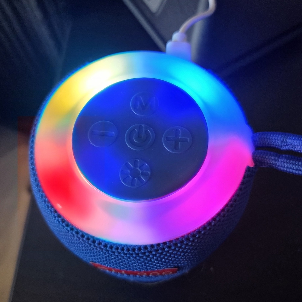 New Mini Portable Bluetooth Speaker